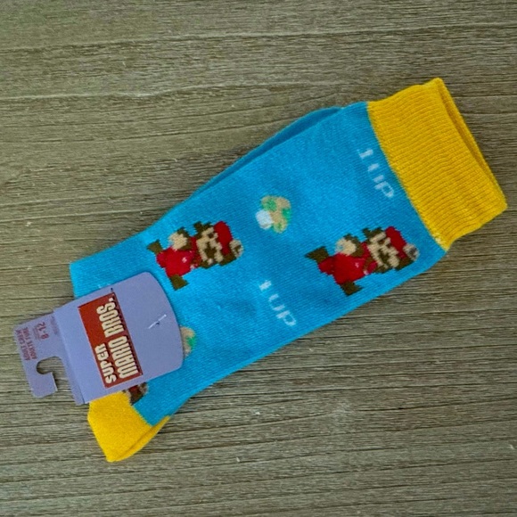 NWT Super Mario Bros Socks - Picture 1 of 2
